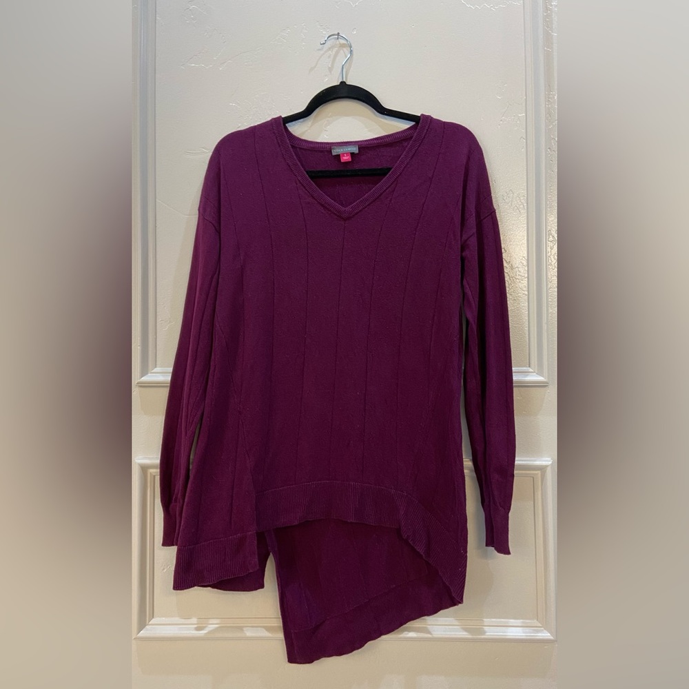 Vince Camuto plum colored asymmetrical sweater sz Small